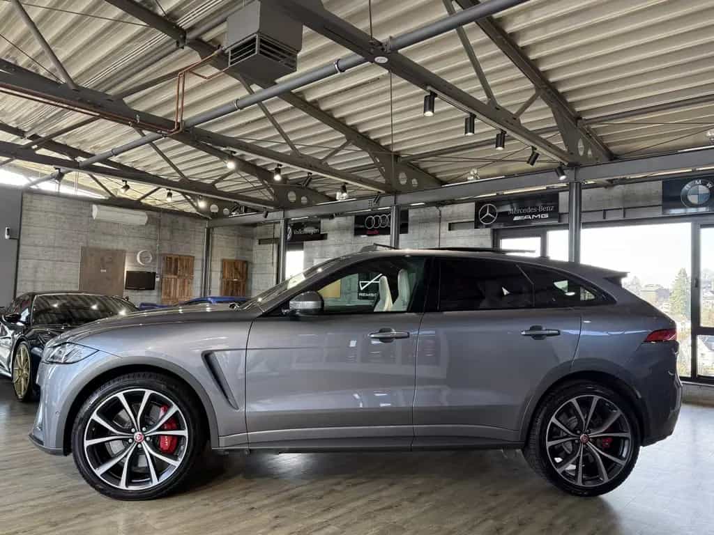 Jaguar F-Pace SVR AWD*PANO*360°KAM*SP.ABGAS*LED*NAVI 06/2020-photo-2