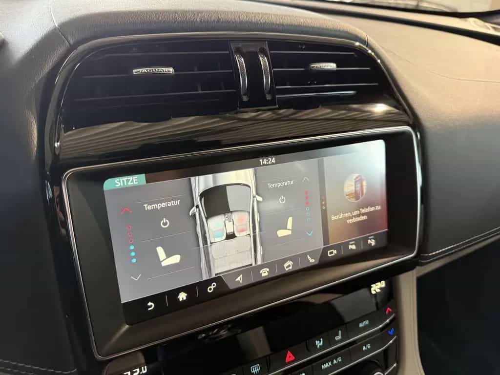 Jaguar F-Pace SVR AWD*PANO*360°KAM*SP.ABGAS*LED*NAVI 06/2020-photo-28