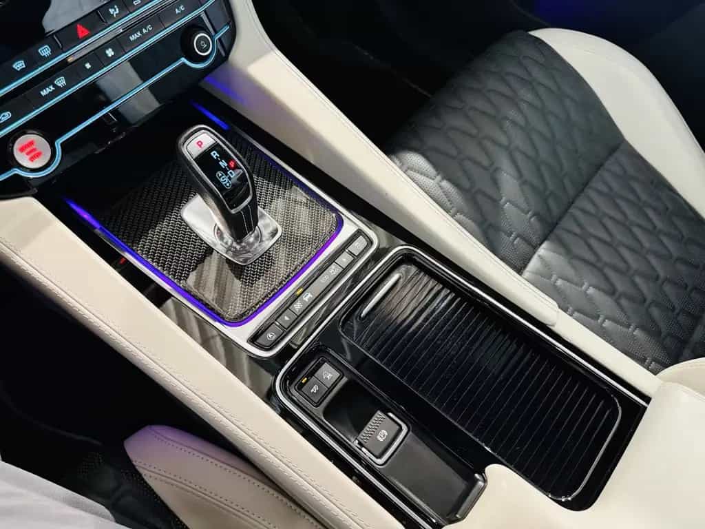 Jaguar F-Pace SVR AWD*PANO*360°KAM*SP.ABGAS*LED*NAVI 06/2020-photo-30