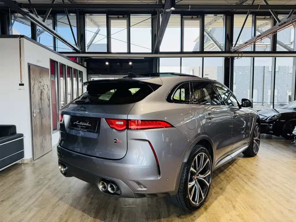 Jaguar F-Pace SVR AWD*PANO*360°KAM*SP.ABGAS*LED*NAVI 06/2020-photo-6