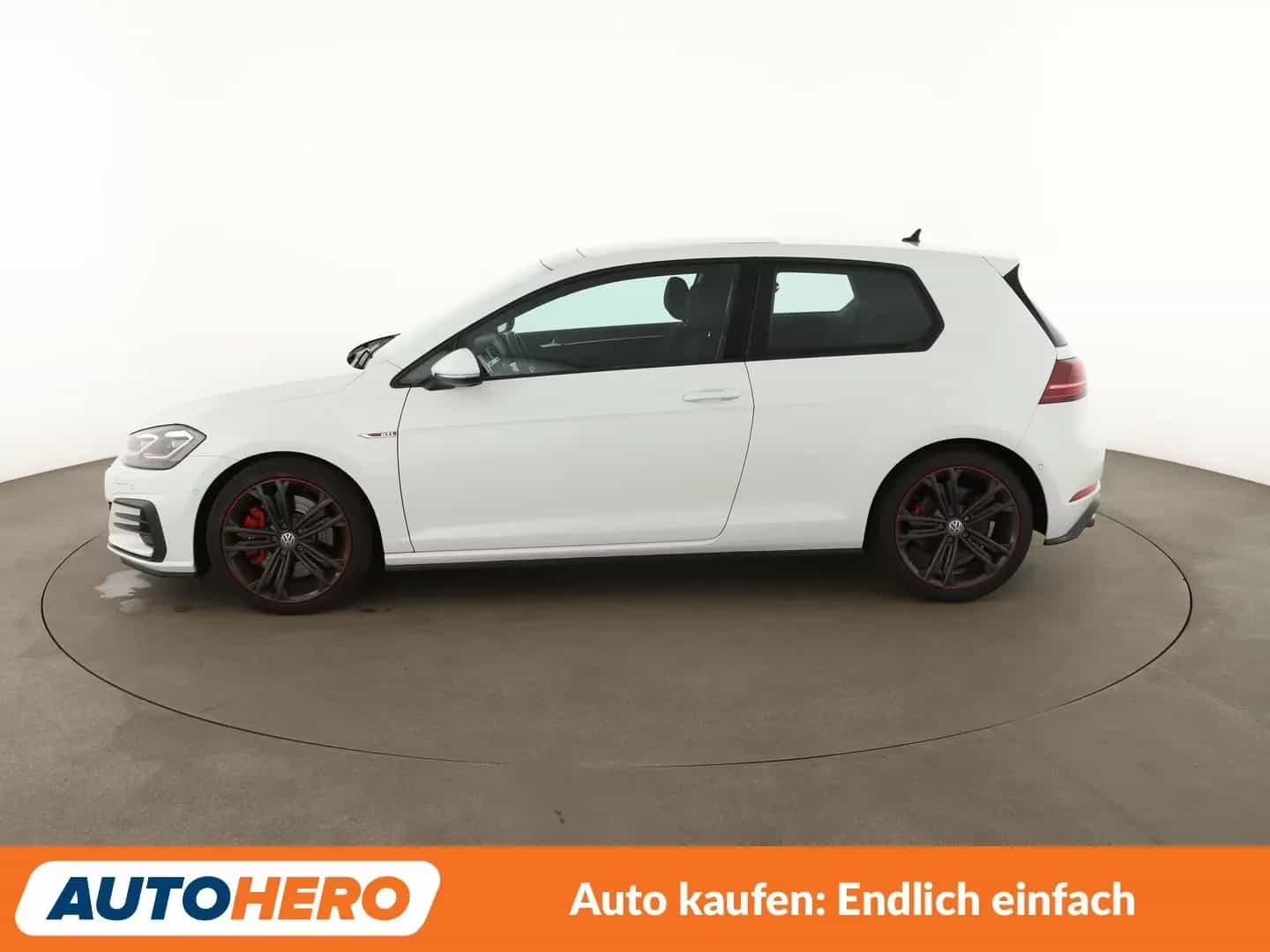 Volkswagen Golf 08/2017-photo-2