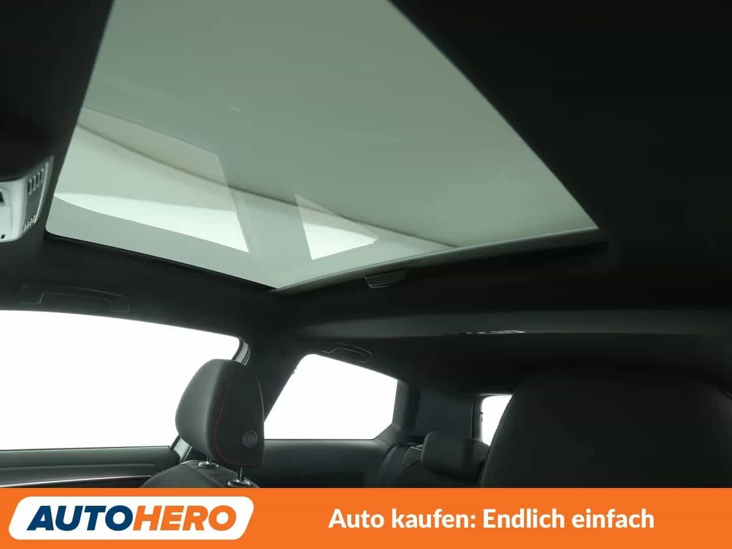 Volkswagen Golf 08/2017-photo-29