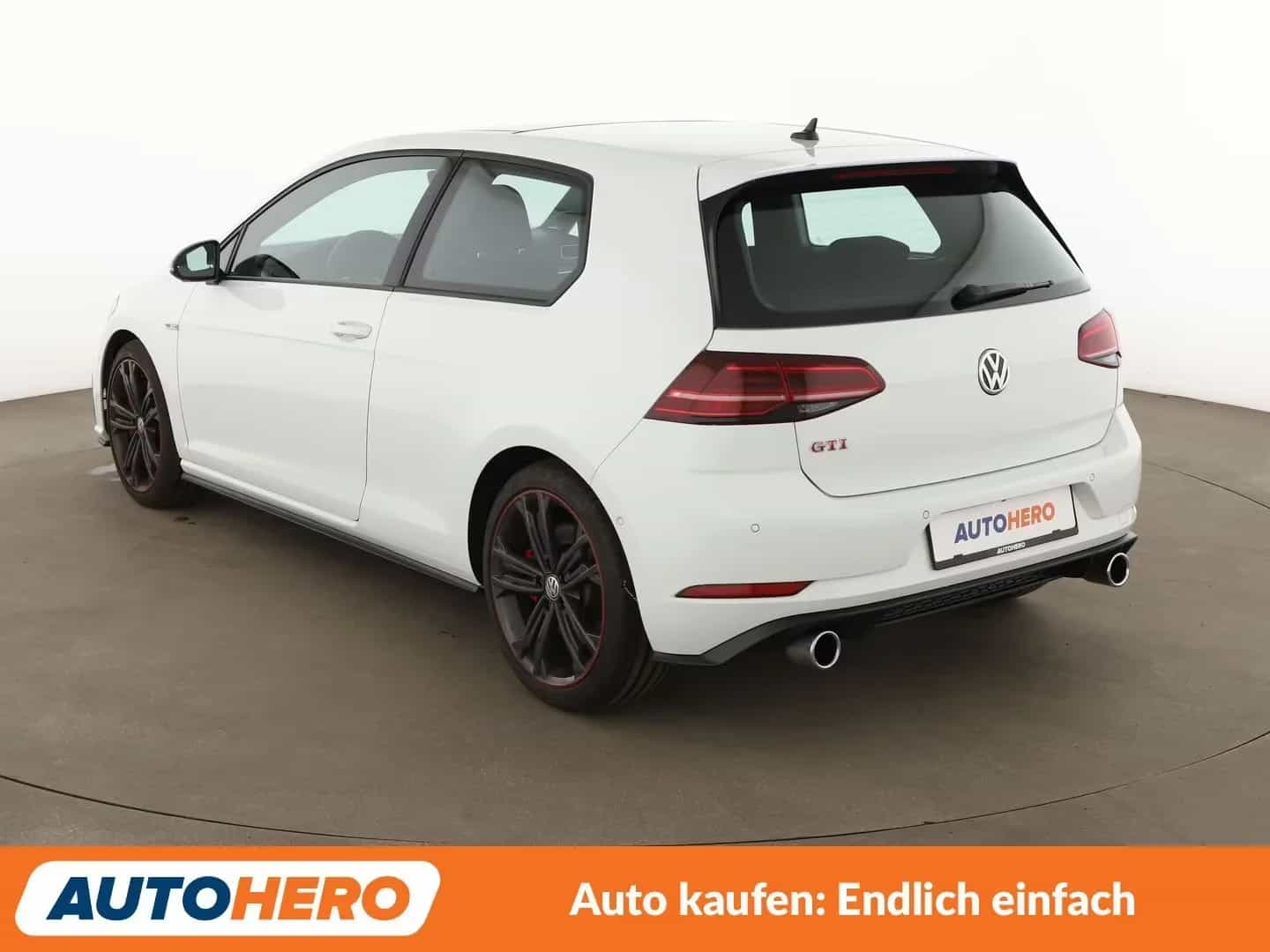 Volkswagen Golf 08/2017-photo-3