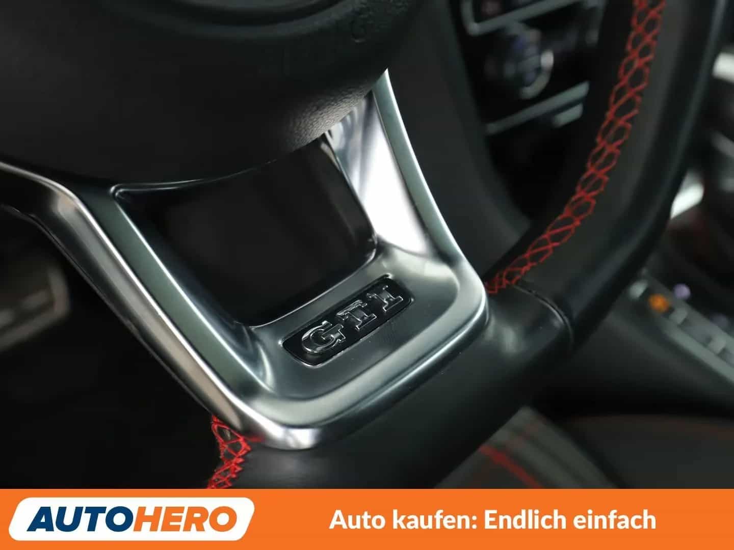 Volkswagen Golf 08/2017-photo-30