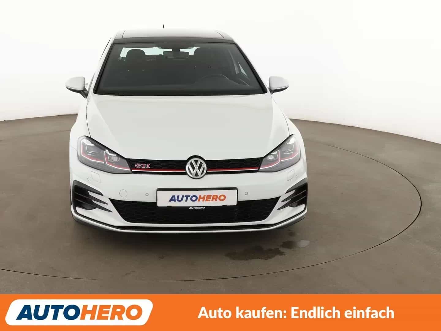 Volkswagen Golf 08/2017-photo-8