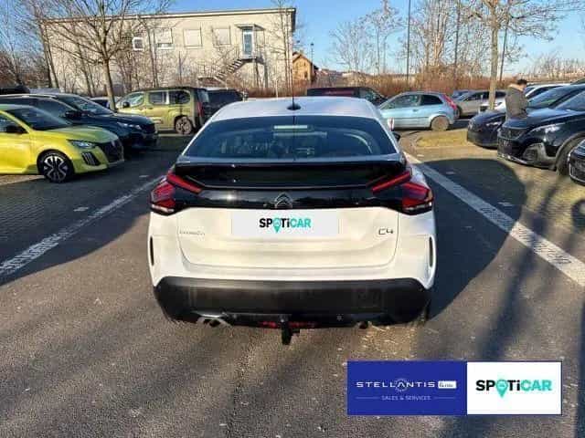 Citroën C4 1.2 PureTech 130 Feel Stop&Start 10/2021-photo-2