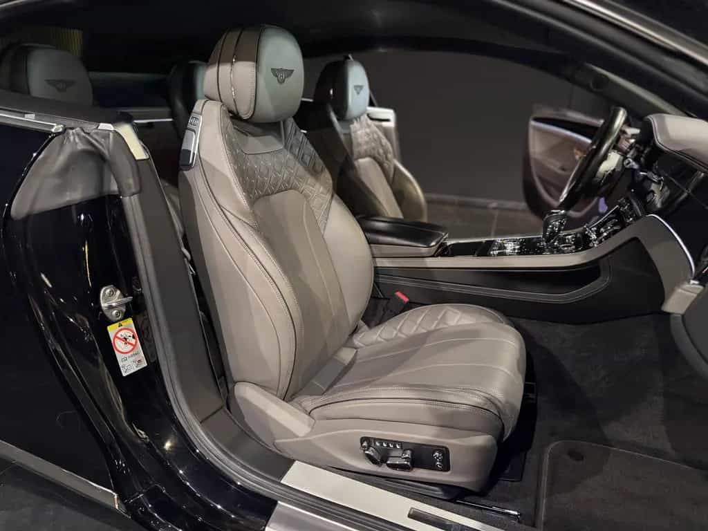 Bentley Continental GT W12 Mulliner Dt. Auto*Scheckheft 11/2018-photo-10