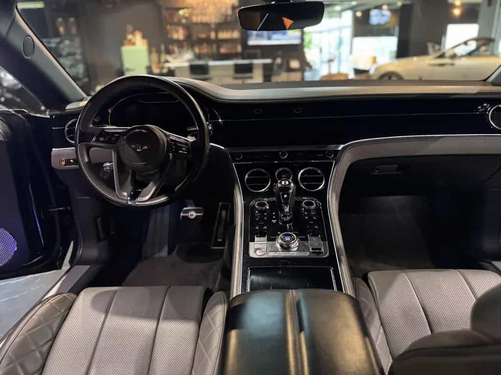 Bentley Continental GT W12 Mulliner Dt. Auto*Scheckheft 11/2018-photo-12