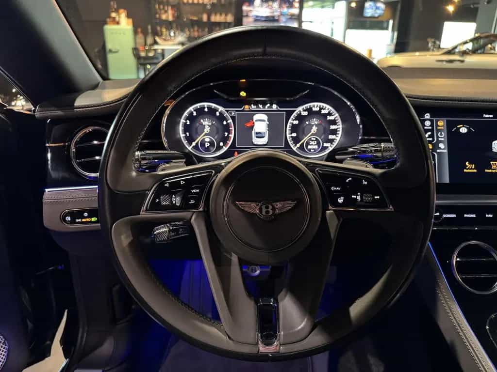 Bentley Continental GT W12 Mulliner Dt. Auto*Scheckheft 11/2018-photo-14