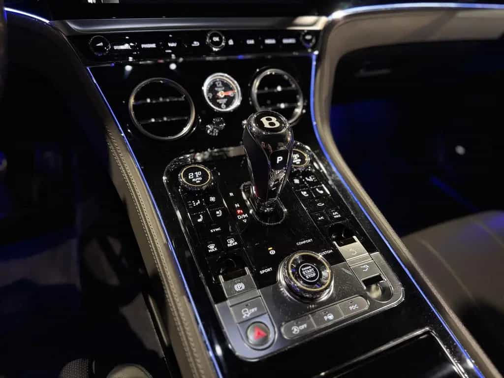 Bentley Continental GT W12 Mulliner Dt. Auto*Scheckheft 11/2018-photo-20