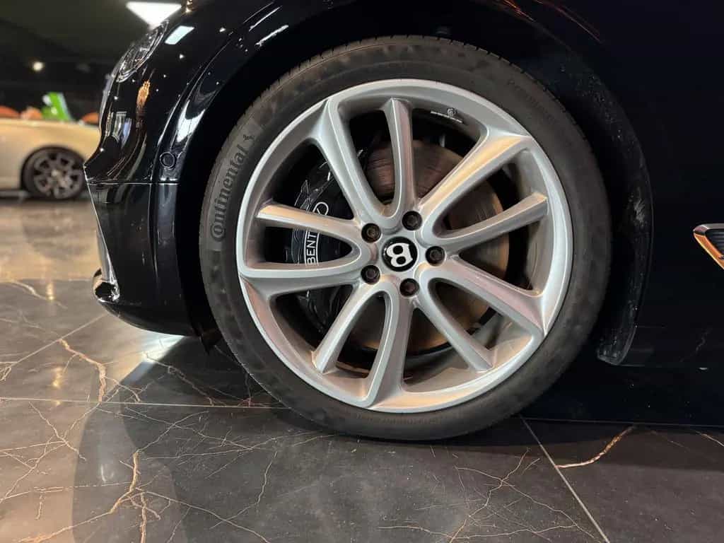 Bentley Continental GT W12 Mulliner Dt. Auto*Scheckheft 11/2018-photo-29
