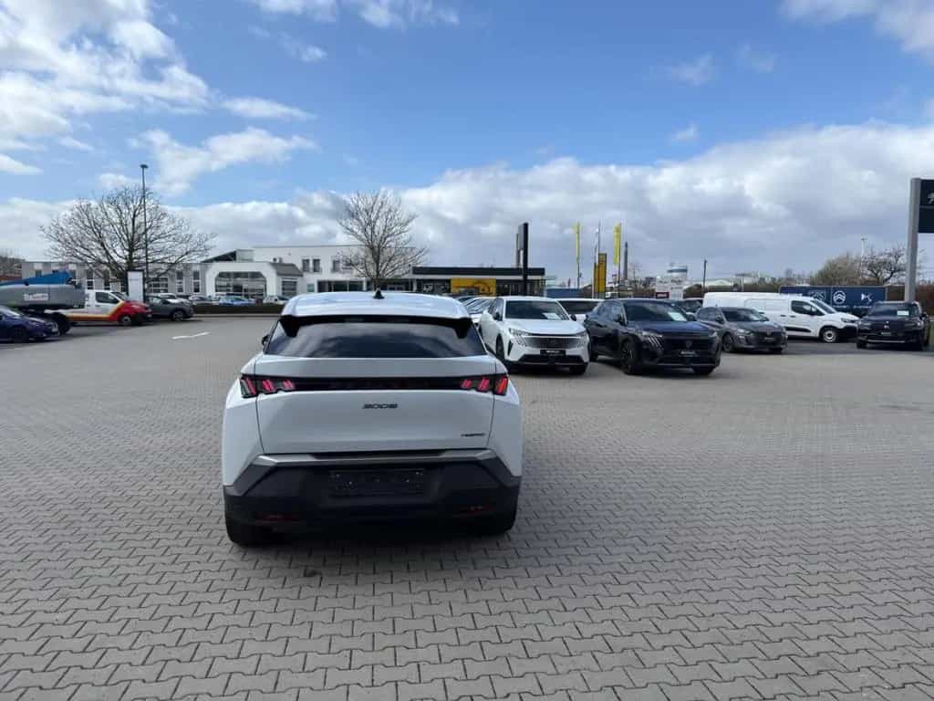 Peugeot 3008 Hybrid 145 1.2 DSC6 Allure  Navi/Winterpake 03/2025-photo-28