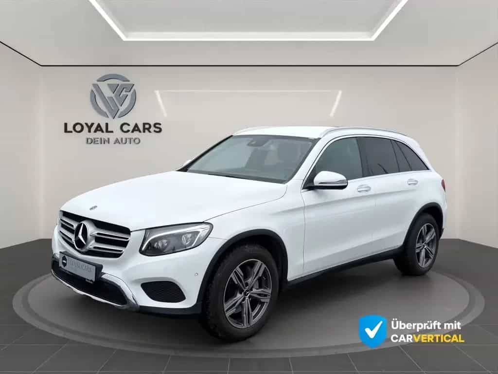 Mercedes-Benz GLC 250 d 4Matic*NAVI*LED*KAMERA*AHK*Keylsess*1H 10/2017-photo-0
