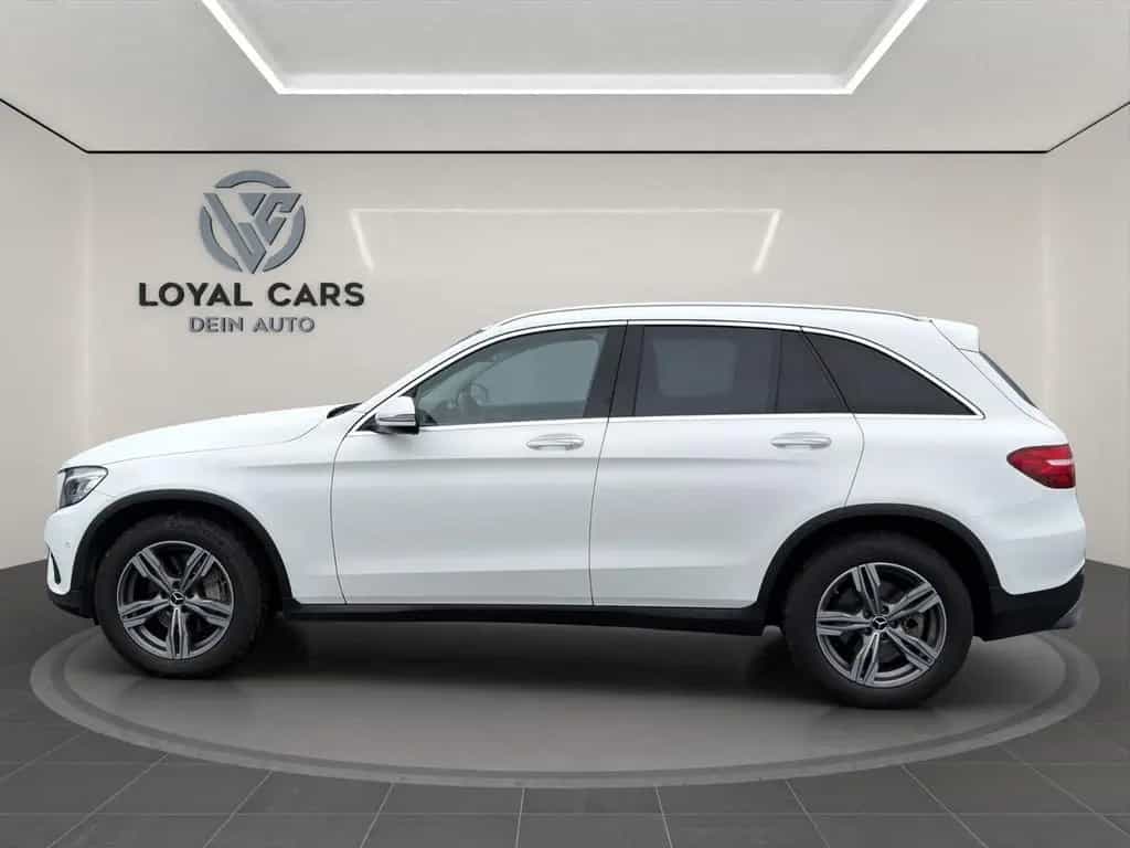 Mercedes-Benz GLC 250 d 4Matic*NAVI*LED*KAMERA*AHK*Keylsess*1H 10/2017-photo-5