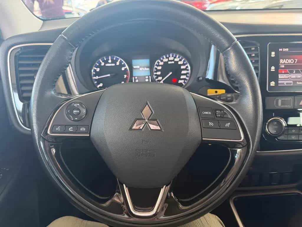 Mitsubishi Outlander Edition 100 2.0 MIVEC ClearTec 2WD 5-G 06/2018-photo-14