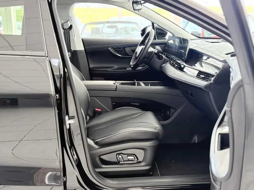 OMODA 5 EV 1.6L+Premium+Leder+Navi+Hebedach+Garantie! 11/2024-photo-16
