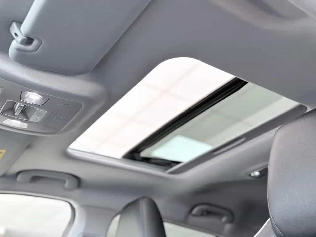 OMODA 5 EV 1.6L+Premium+Leder+Navi+Hebedach+Garantie! 11/2024-photo-26