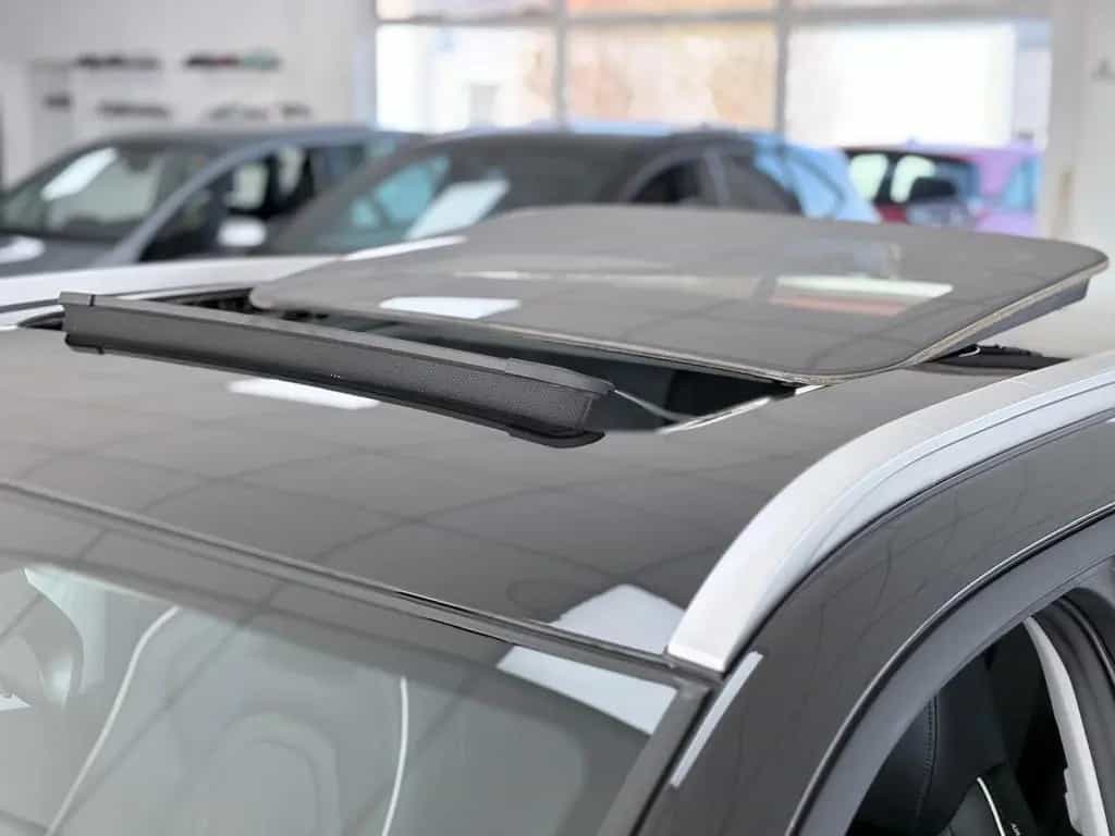 OMODA 5 EV 1.6L+Premium+Leder+Navi+Hebedach+Garantie! 11/2024-photo-27