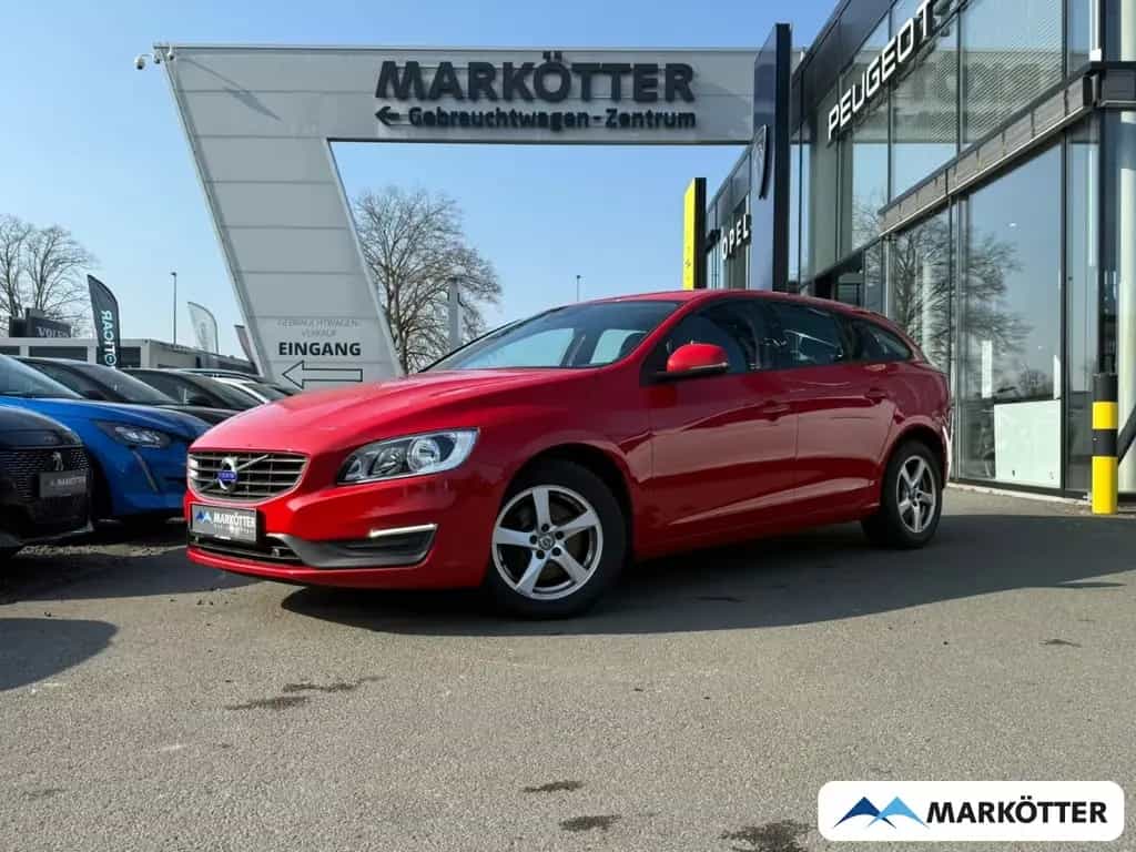 Volvo V60 2.0 Kinetic CAM/PDC/NAVI/BLUETOOTH/TEMP 02/2018-photo-0
