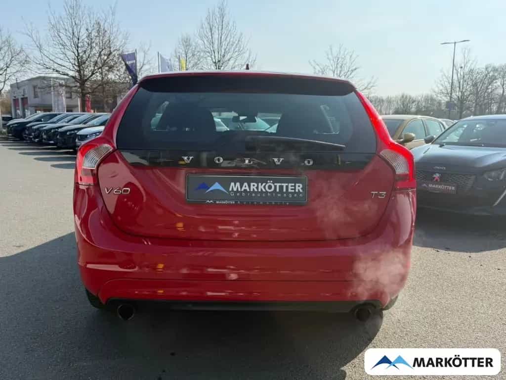 Volvo V60 2.0 Kinetic CAM/PDC/NAVI/BLUETOOTH/TEMP 02/2018-photo-5