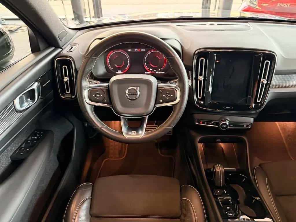Volvo XC40 XC 40 T4 2WD R-Design LED NAVI TWA RFK WINTERP. 06/2020-photo-25