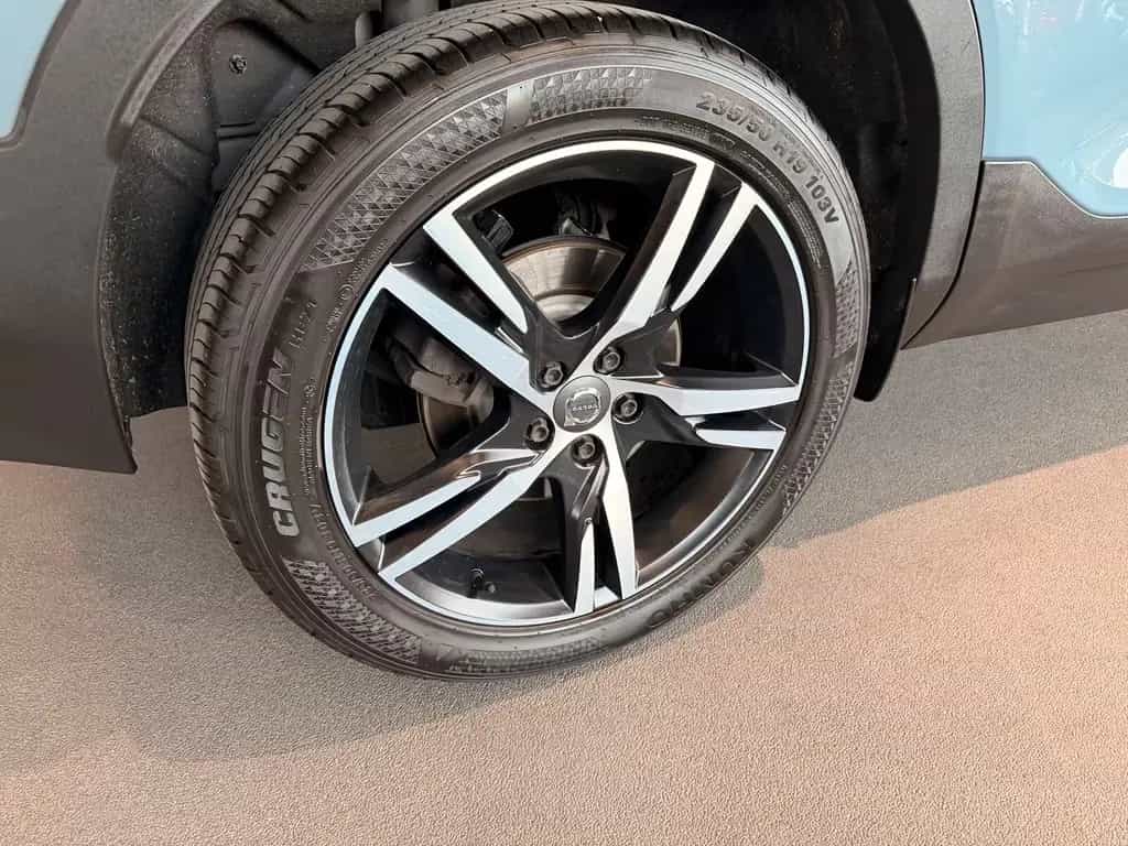 Volvo XC40 XC 40 T4 2WD R-Design LED NAVI TWA RFK WINTERP. 06/2020-photo-4