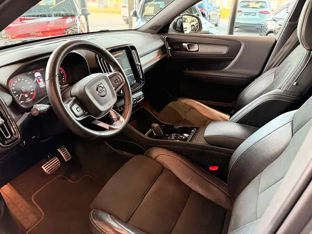 Volvo XC40 XC 40 T4 2WD R-Design LED NAVI TWA RFK WINTERP. 06/2020-photo-9