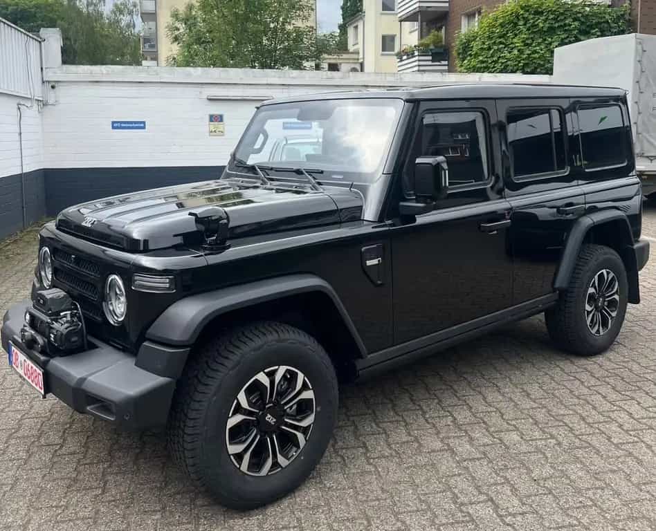 BAW 212 Sofort verfügbar Schwarz Leder EGSD 06/2026-photo-2