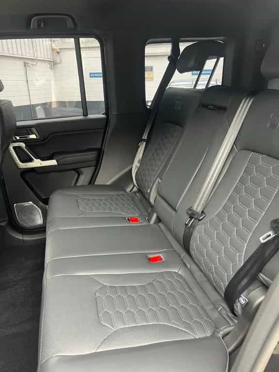 BAW 212 Sofort verfügbar Schwarz Leder EGSD 06/2026-photo-8