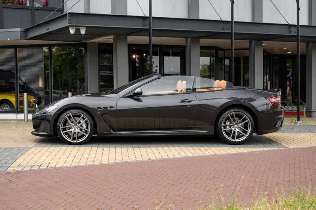 Maserati GranCabrio 4.7 MC 03/2016-photo-1