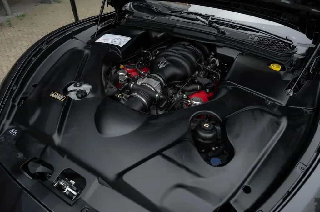 Maserati GranCabrio 4.7 MC 03/2016-photo-10