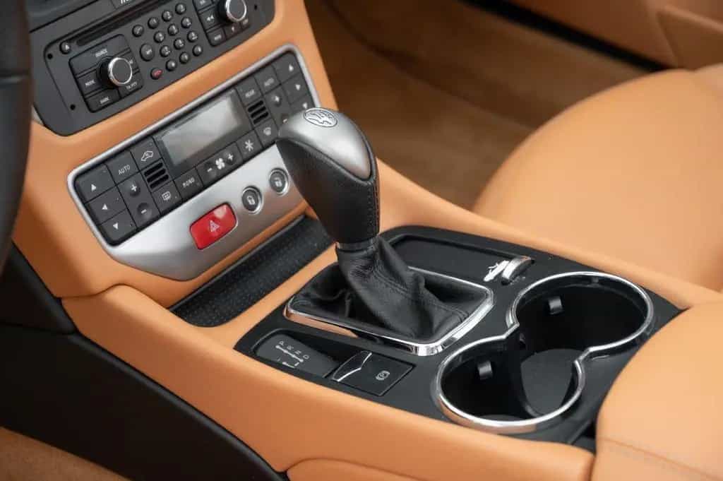 Maserati GranCabrio 4.7 MC 03/2016-photo-21