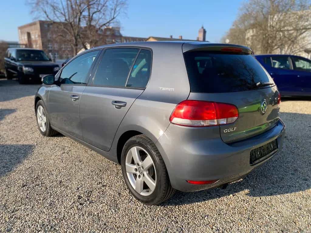 Volkswagen Golf 6 1.2 TSI Team Sitzheizung Tempomat PDC 05/2010-photo-4
