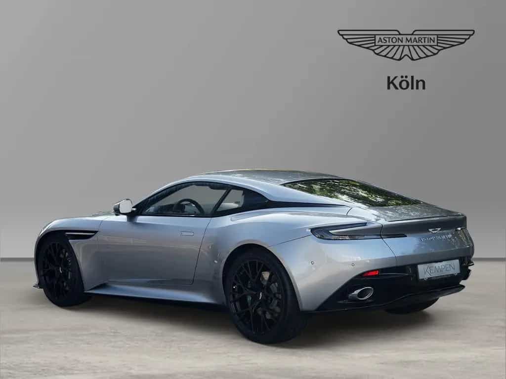 Aston Martin DB12 Aluminite Silver / Onyx Black / Ivory null-photo-5