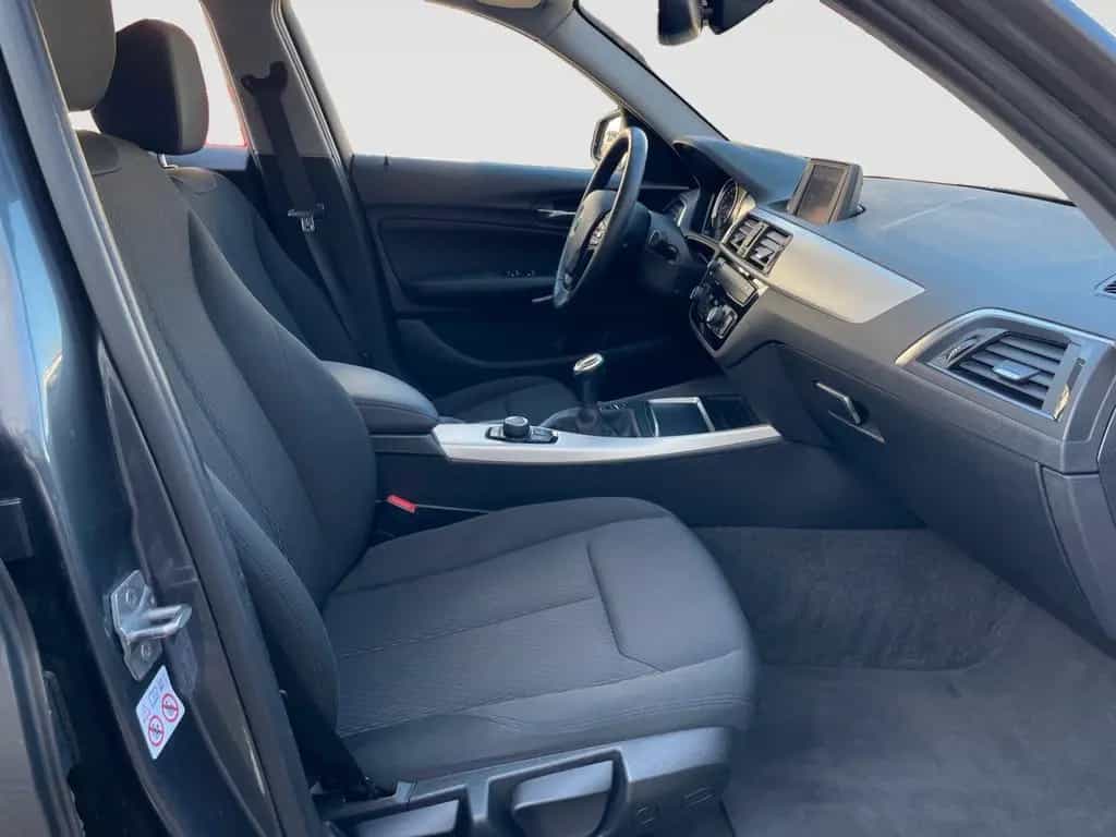 BMW 1 Series 116d Advantage PDC SHZ LED TEMP KLIMA AMBI 09/2018-photo-12