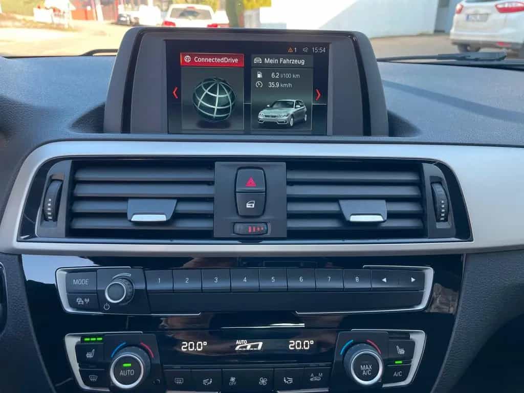 BMW 1 Series 116d Advantage PDC SHZ LED TEMP KLIMA AMBI 09/2018-photo-15