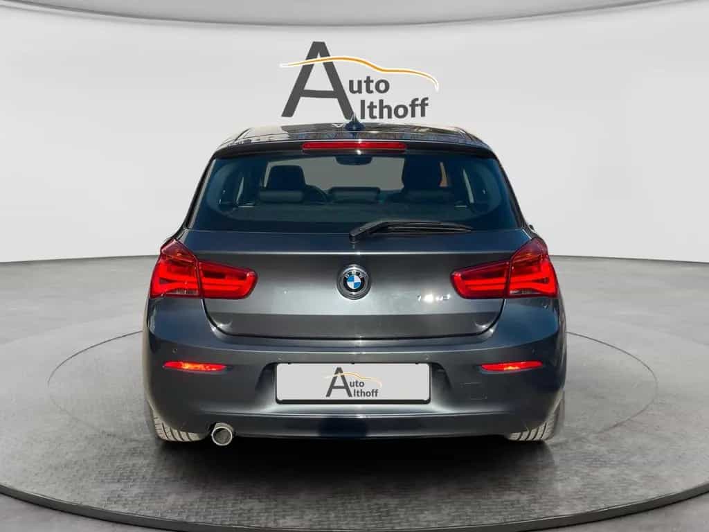 BMW 1 Series 116d Advantage PDC SHZ LED TEMP KLIMA AMBI 09/2018-photo-2