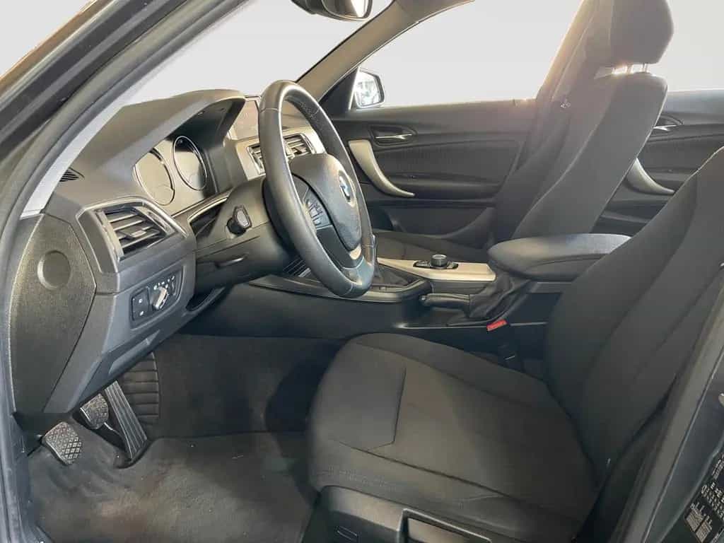 BMW 1 Series 116d Advantage PDC SHZ LED TEMP KLIMA AMBI 09/2018-photo-6