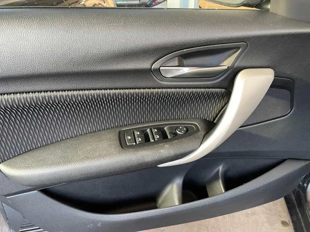 BMW 1 Series 116d Advantage PDC SHZ LED TEMP KLIMA AMBI 09/2018-photo-7