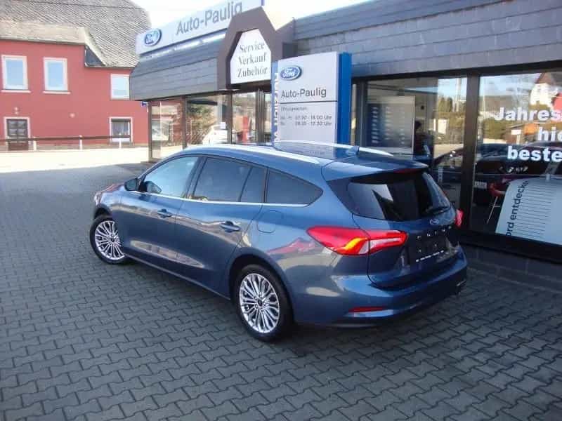 Ford Focus Titanium 125 Ps Kombi 10/2020-photo-2