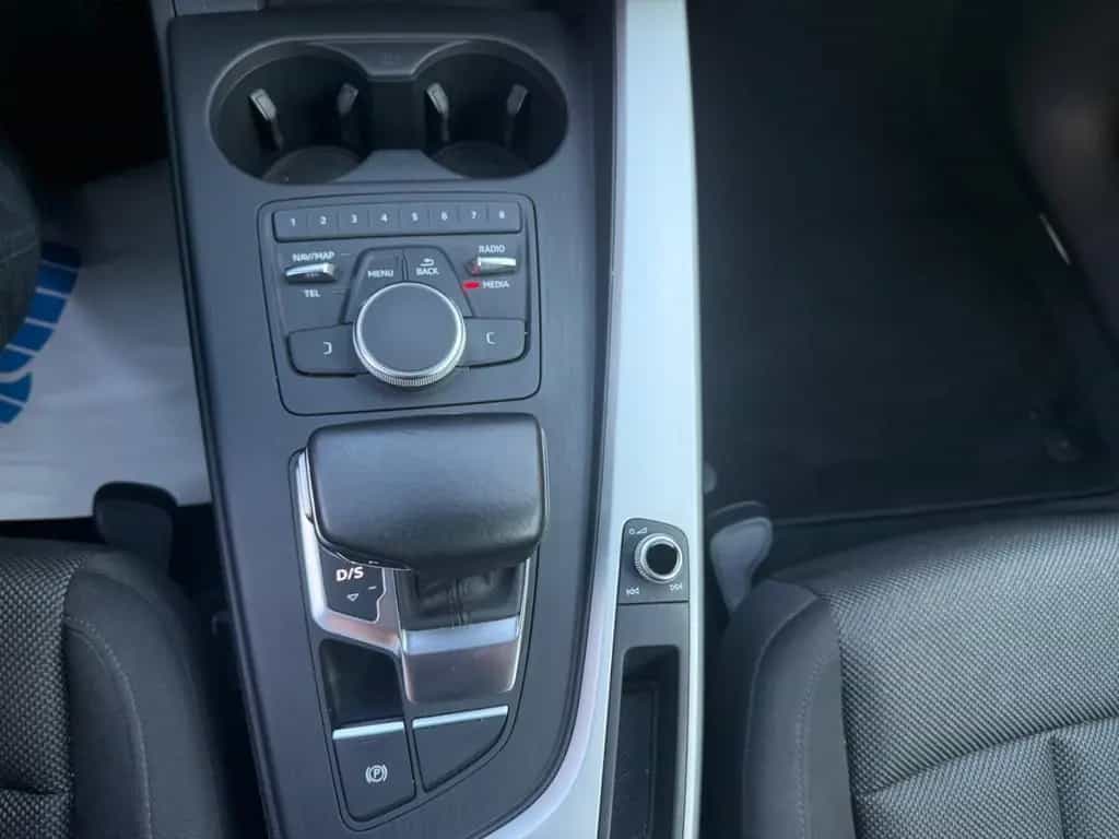 Audi A4 Avant Sport ultra 12/2016-photo-19
