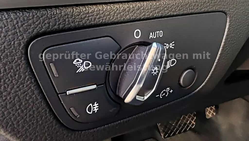 Audi Q5 35 TDI~LED~NAVI~AHK~Virtual~20 Zoll~SzhG 03/2021-photo-16