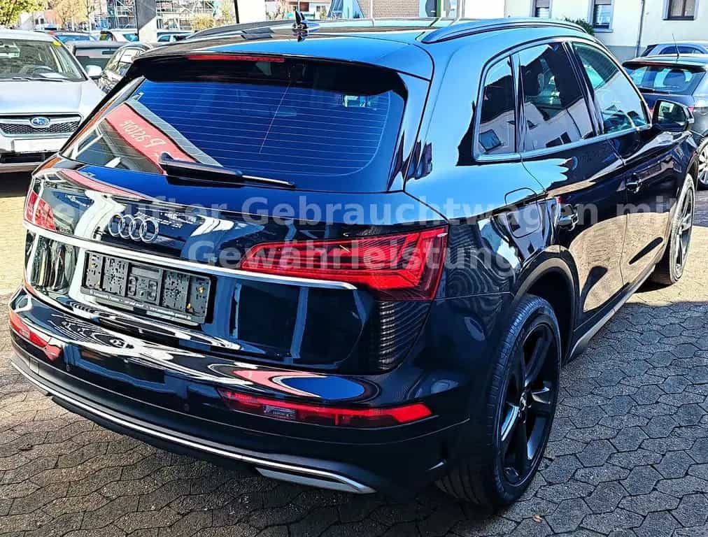 Audi Q5 35 TDI~LED~NAVI~AHK~Virtual~20 Zoll~SzhG 03/2021-photo-3