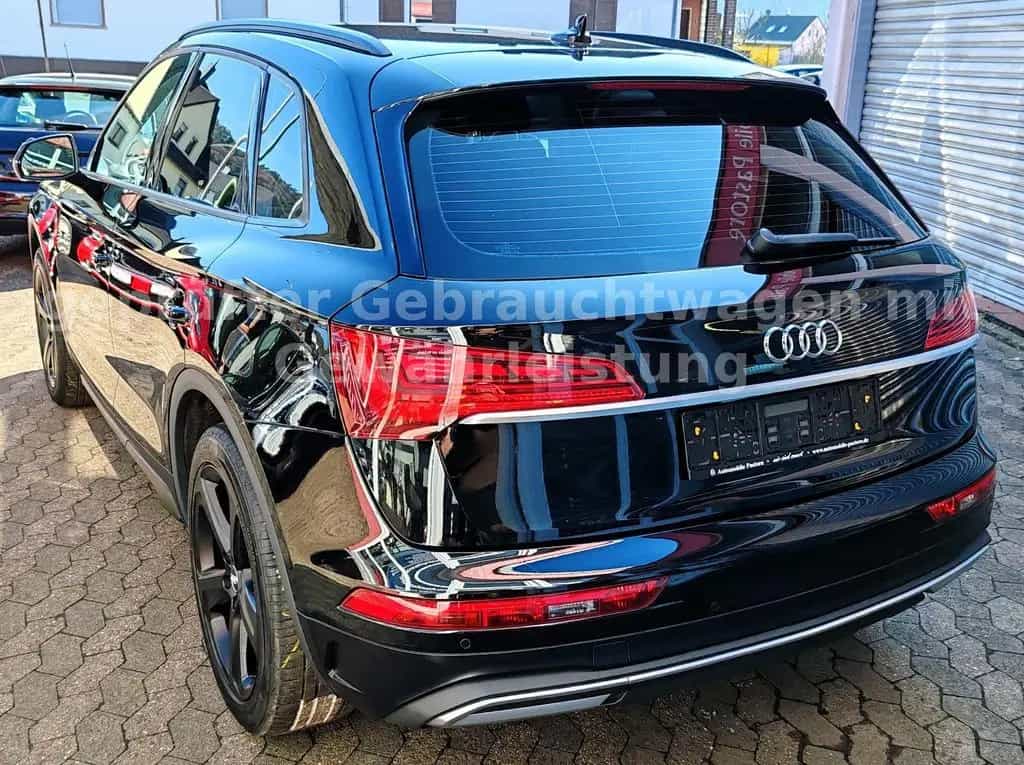 Audi Q5 35 TDI~LED~NAVI~AHK~Virtual~20 Zoll~SzhG 03/2021-photo-4