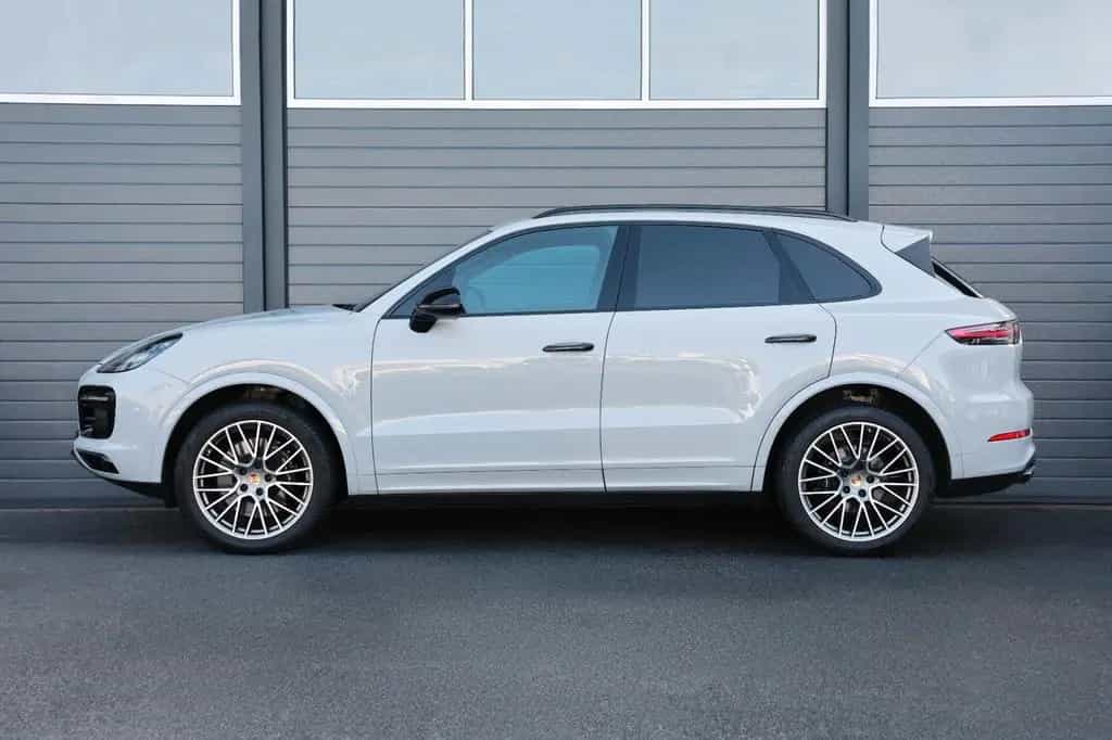 Porsche Cayenne 2.9 V6 S Platinum Edition/BOSE/4xSHZ/R21 03/2023-photo-3