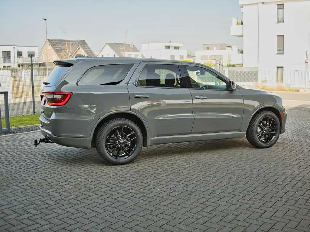 Dodge Durango RT AWD unfallfrei 07/2022-photo-9