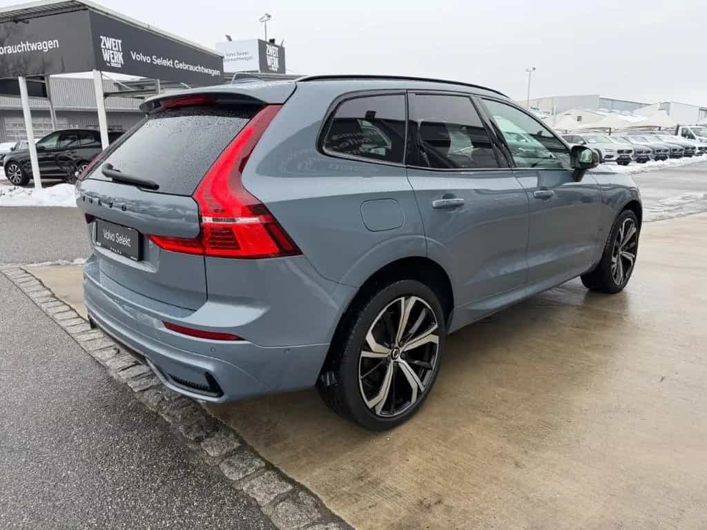 Volvo XC60 Ultimate Dark B5 AWD Luftfederung AHK-el. k 03/2023-photo-2