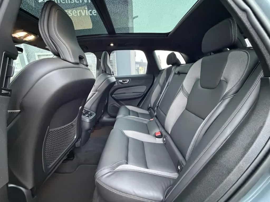 Volvo XC60 Ultimate Dark B5 AWD Luftfederung AHK-el. k 03/2023-photo-6