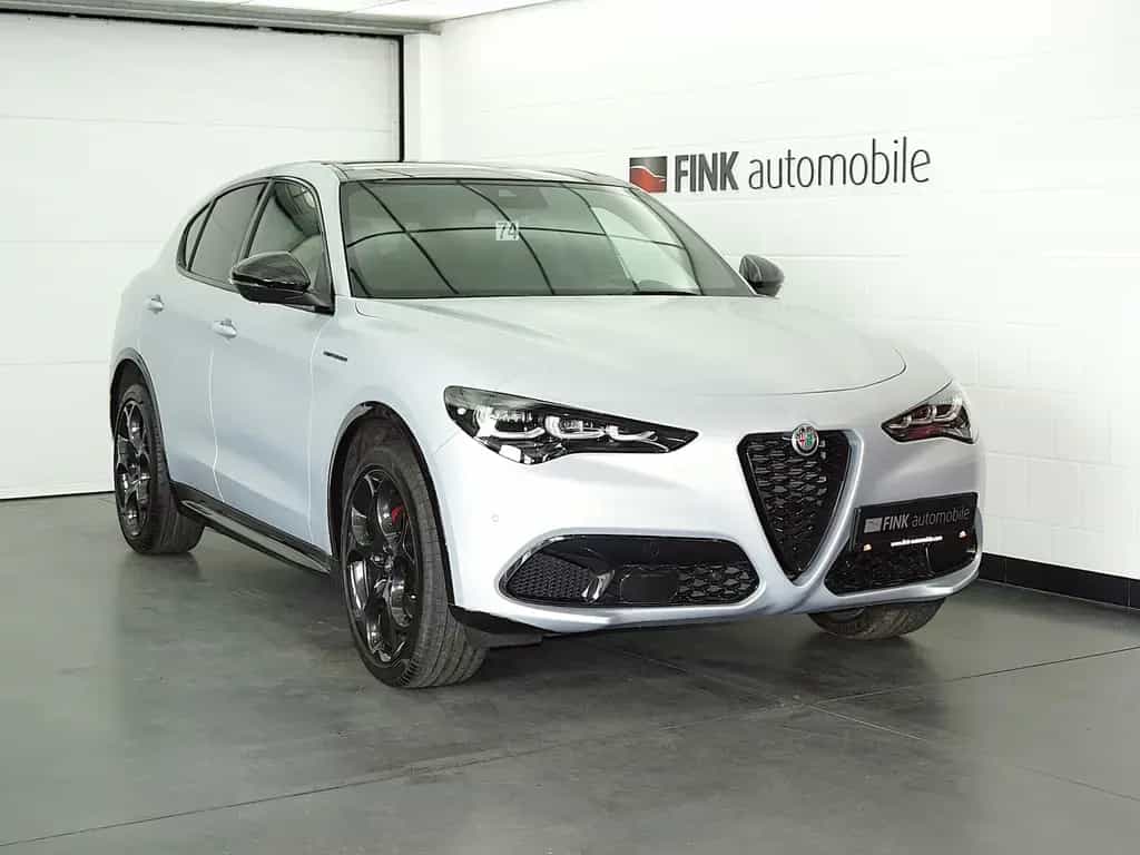 Alfa Romeo Stelvio 2.2 D Competizione Q4 ALLRAD LEDER AHK 11/2023-photo-0