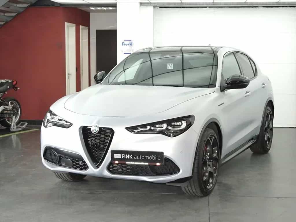 Alfa Romeo Stelvio 2.2 D Competizione Q4 ALLRAD LEDER AHK 11/2023-photo-7